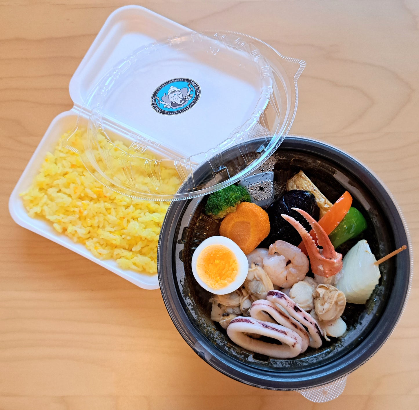 【テイクアウト】シーフードと7種野菜のスープカレー