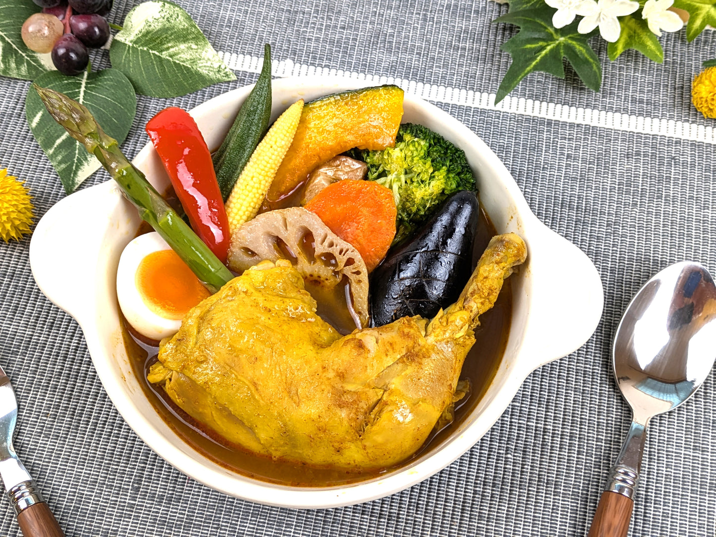 鶏レッグスープカレーレンジパウチ1食分