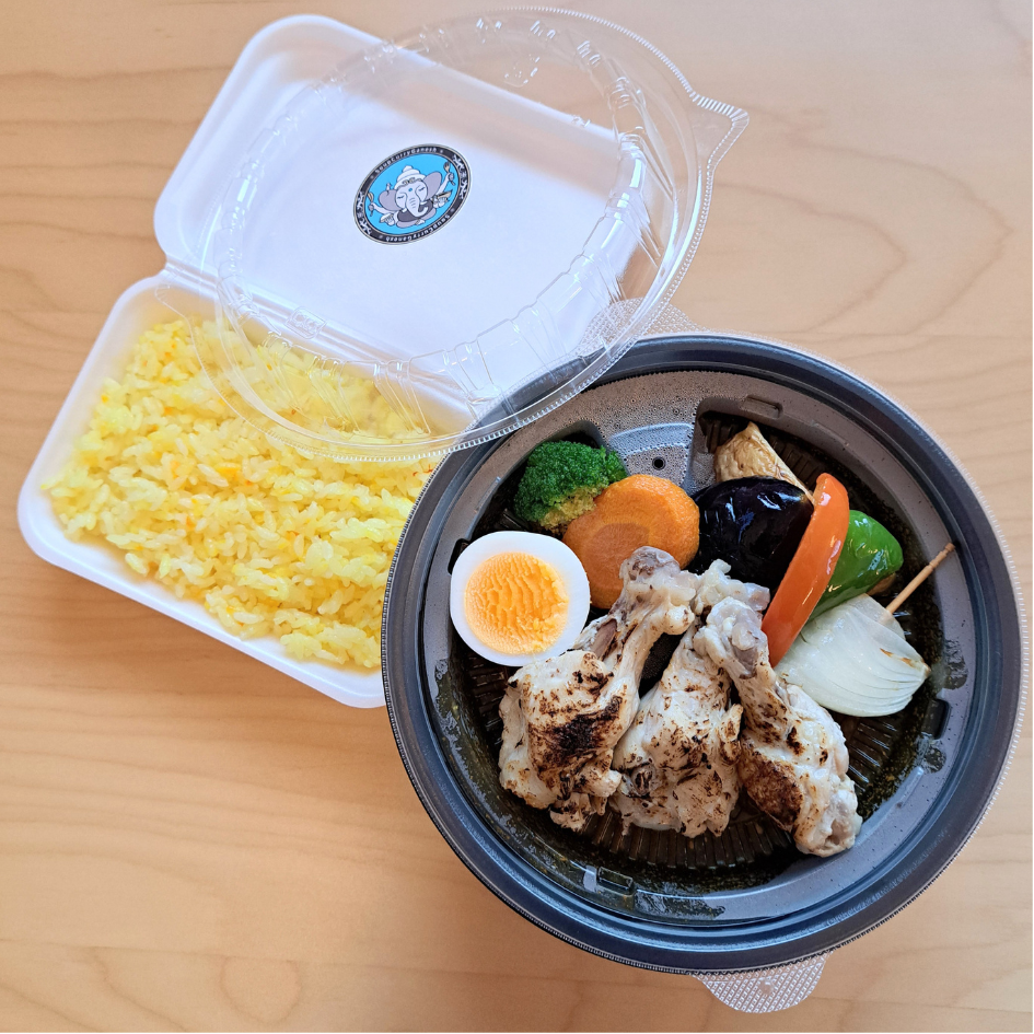 【テイクアウト】手羽元と7種野菜のスープカレー